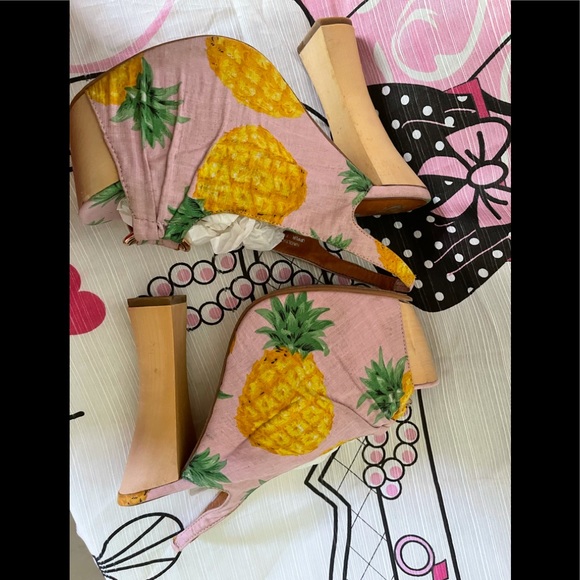 Jeffrey Campbell Shoes - Jeffrey Campbell . Good used condition. ( photos)